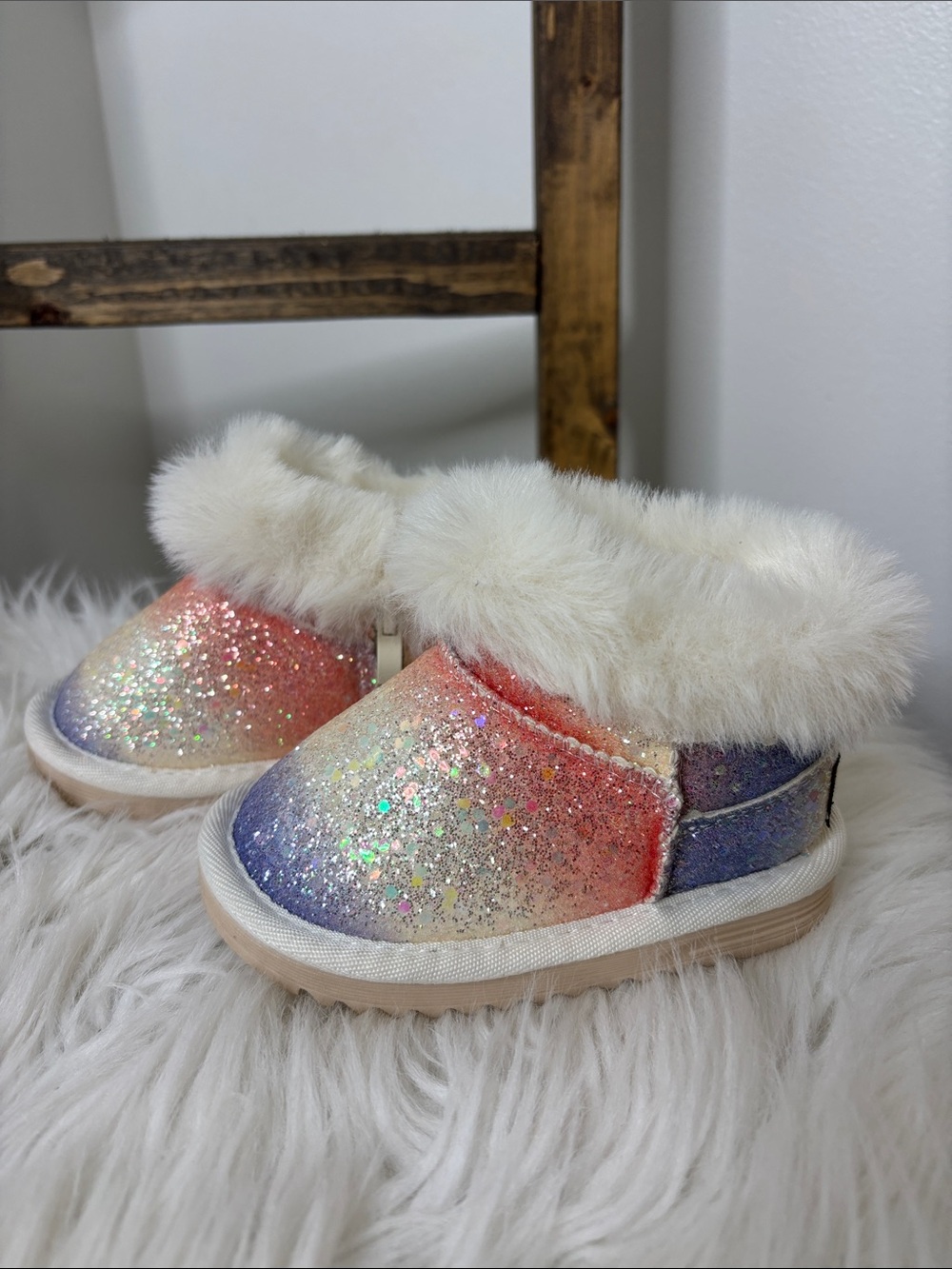 SHEIN Sparkle Gradient Faux-Fur Kids Slippers - Pink Purple Size 18M